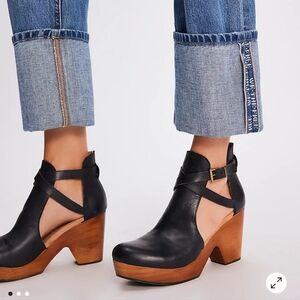 Free People Cedar Clog Black Leather Size 8.5